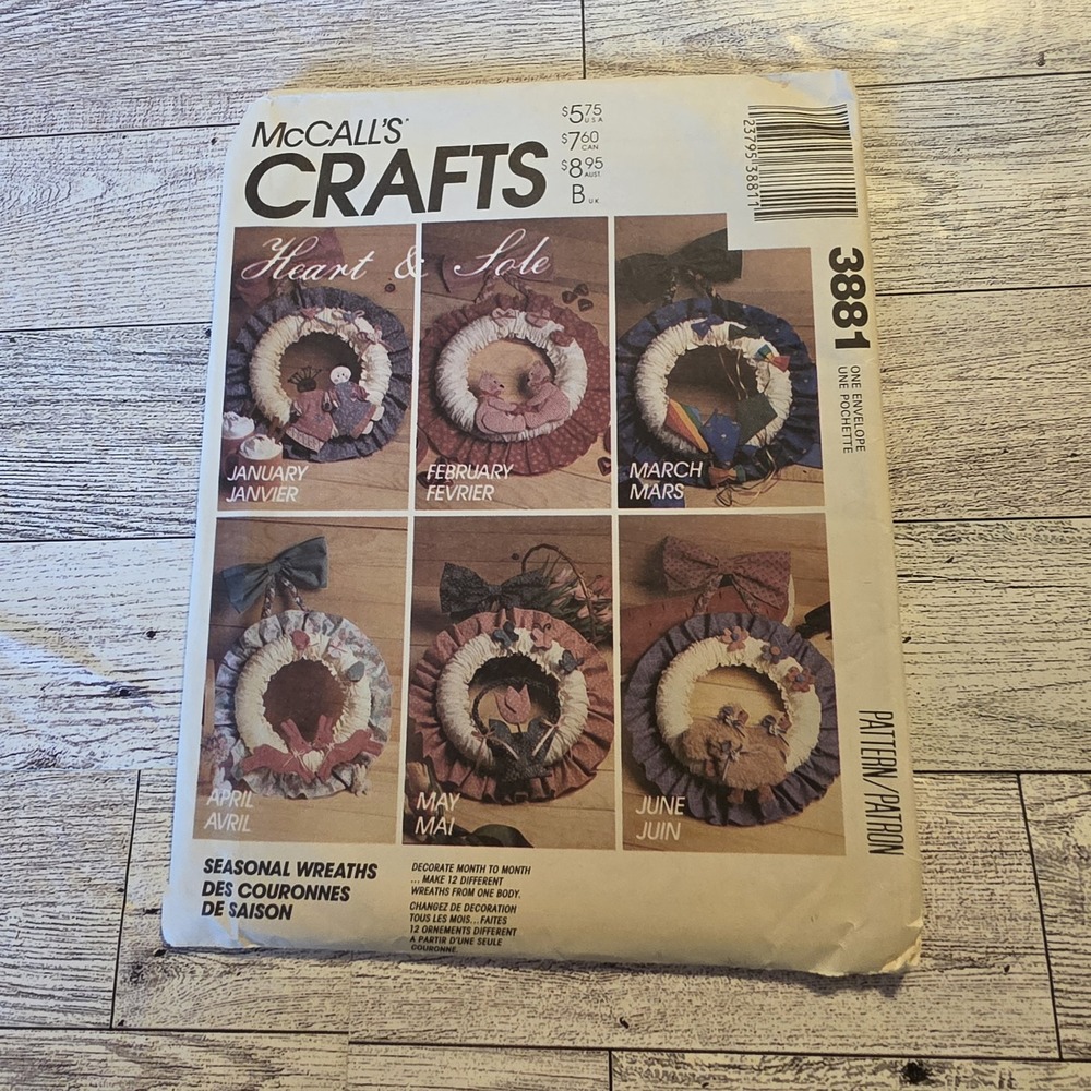 McCall's Crafts Pattern 3881,12 Seasonal Wreaths, New Uncut